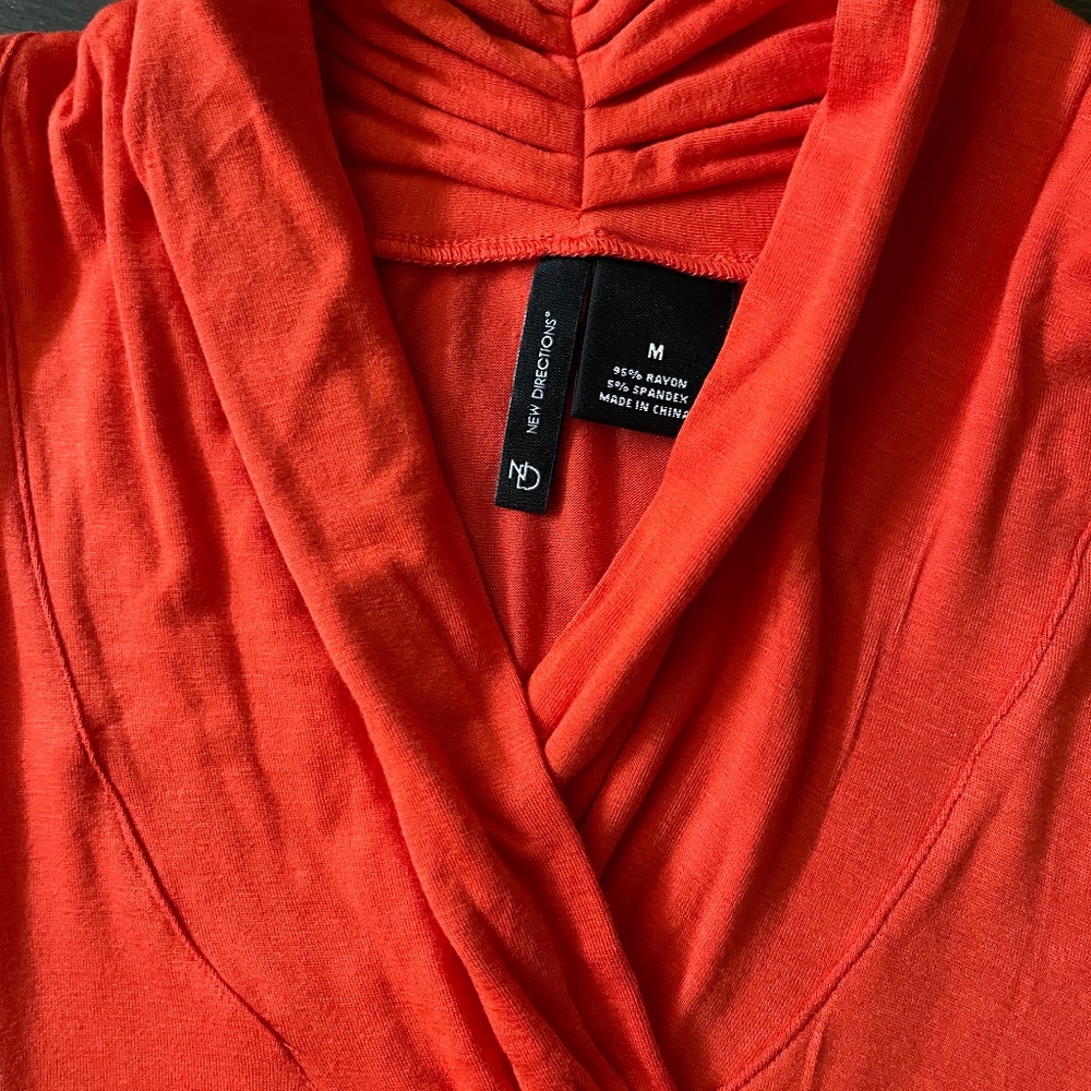 Women’s sleeveless tunic